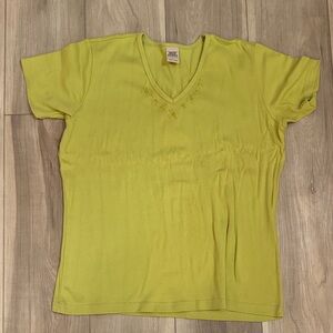 High Sierra Women Short Sleeve V-Neck Top